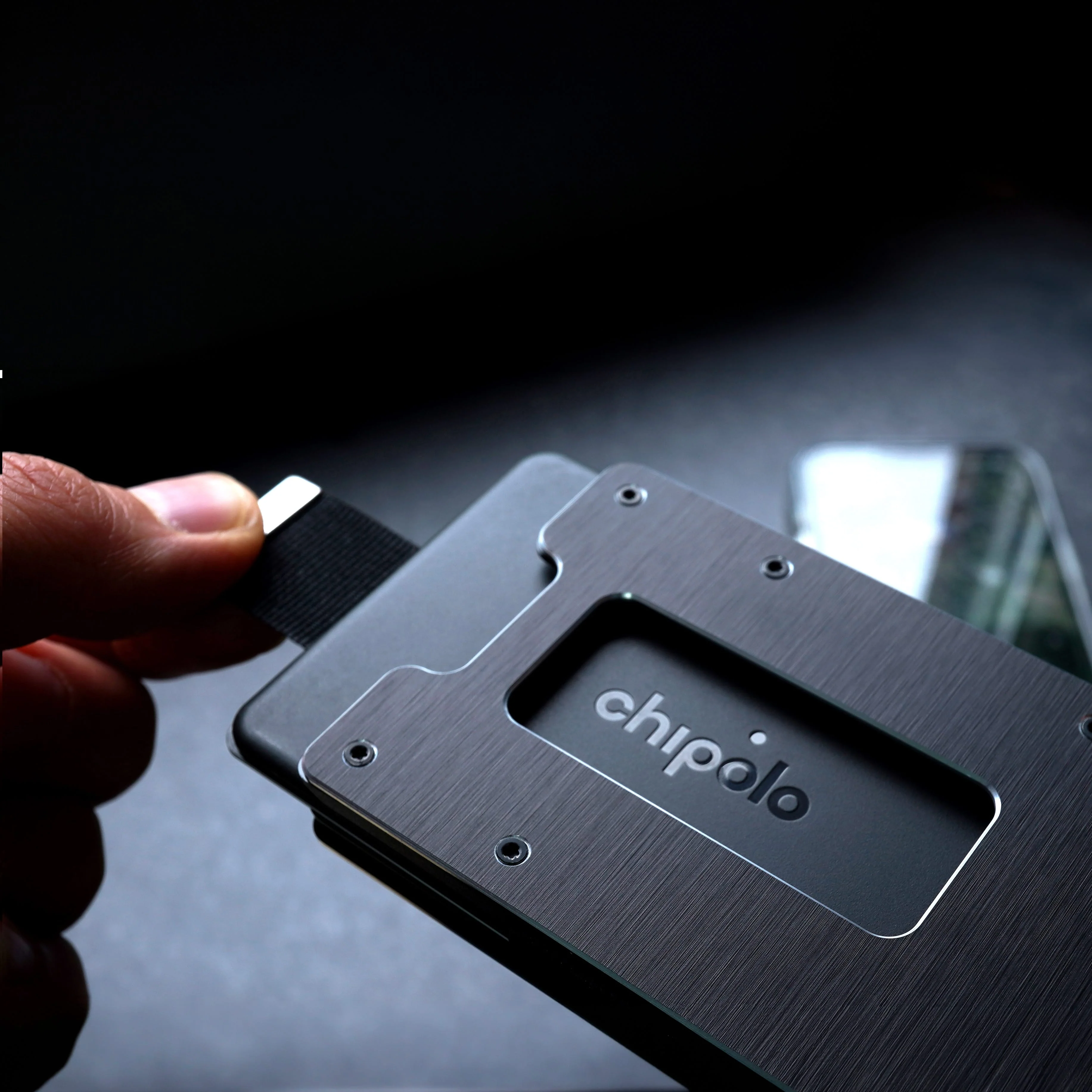 Chipolo CARD | Rechargeable Wallet Tracker Card - Image 6